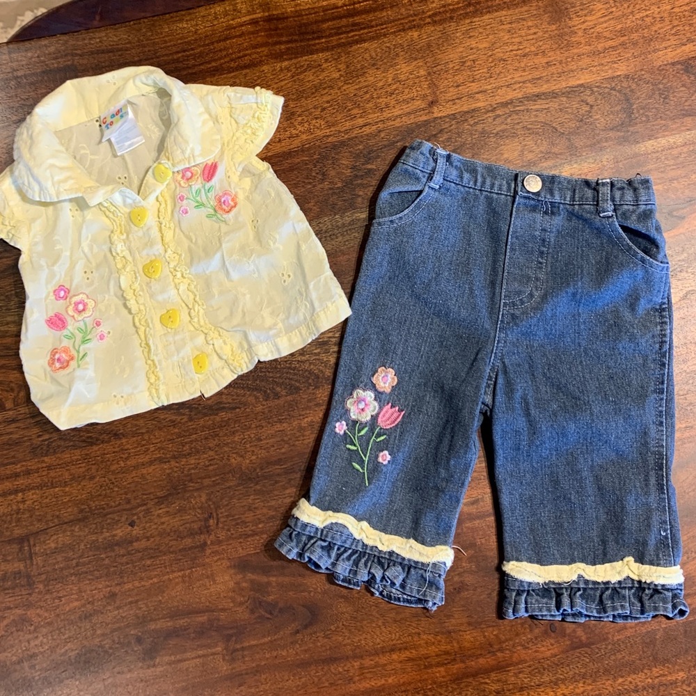 Adorable Blouse and Jeans Set Size 12 Months